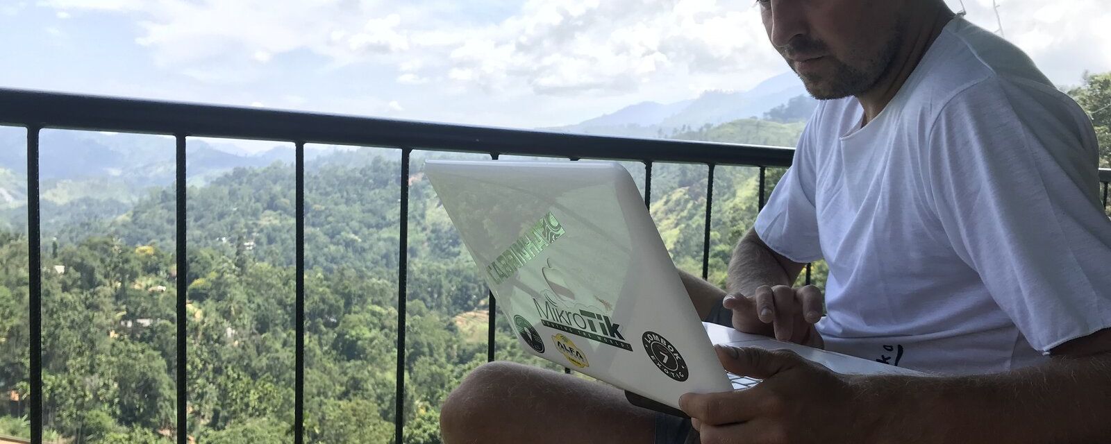 Working remotely from Sri Lanka highlands